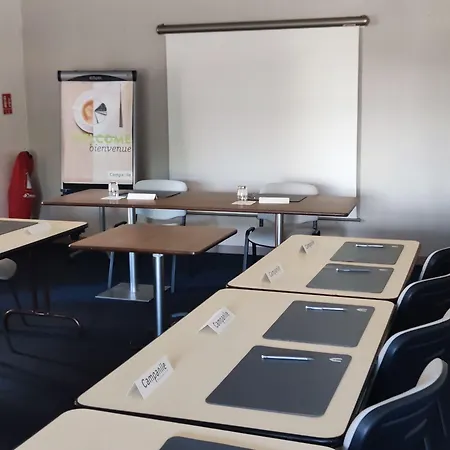 Campanile Sud 3* פרפיניין