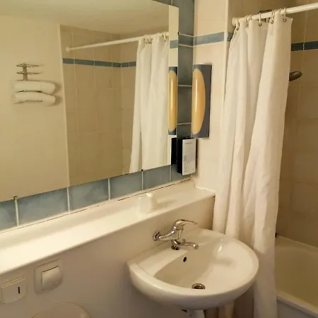 Ξενοδοχείο Campanile Sud 3*